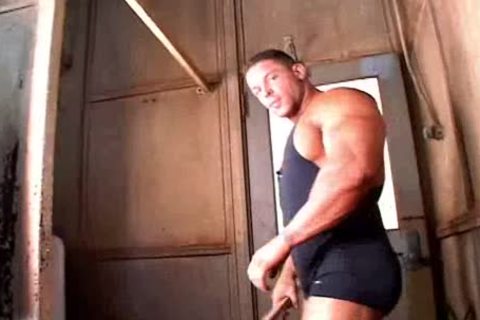 naughty Bodybuilder Dave John*S