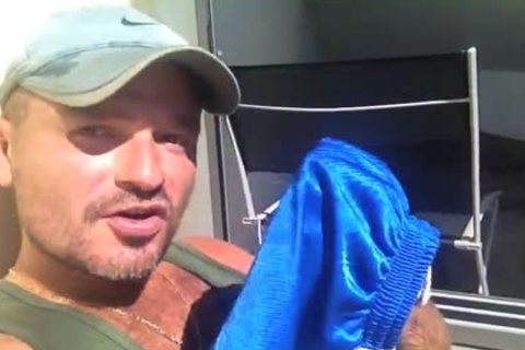 TIERY B. // PHOTO-PORNO-GRAPHER - Copyright / captivating And Verbal