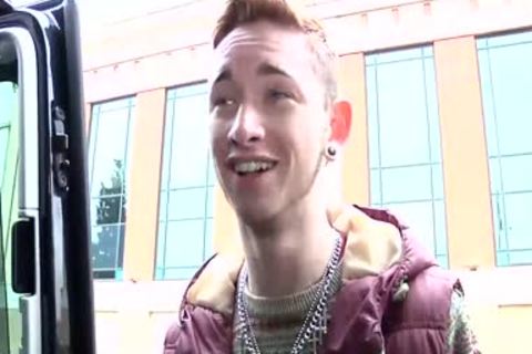 After Giving Blowjobs Jacob Daniels Rides A large Uncut wang