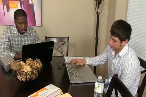 concupiscent Julian Smiles Sticks His Hard 10-Pounder Into JP Richards