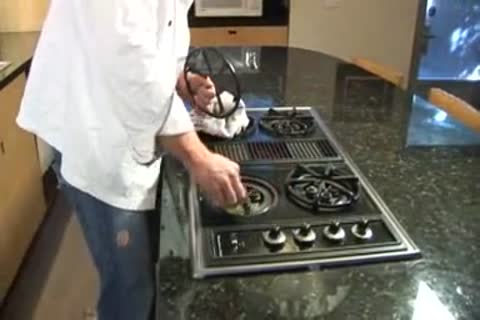 Nate Christianson Aka David Hatfield - messy In The Kitchen