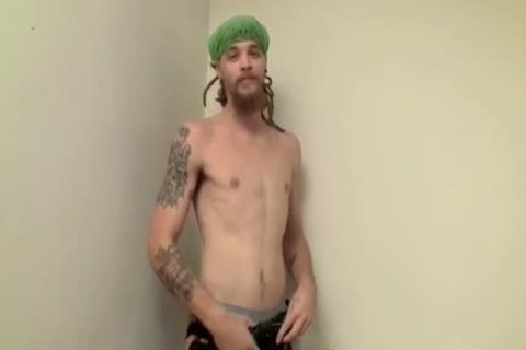 shaggy Straight teen Shows His 10-Pounder On web camera