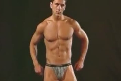 6-Pack, raw Muscle oral To Toe 4