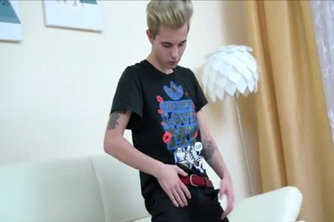 lusty homo Mihail Filyakov Shows Her in nature's garb Feet And Body