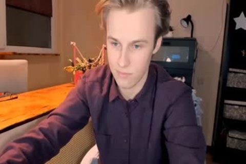 homosexual Office Worker working out his cock And Showing His booty On web camera