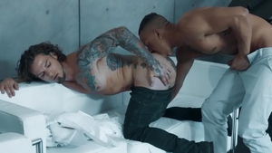 NoirMale.com - Athletic Zario Travezz blowjob cum