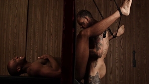 MEN - Trent King doggy fucks sex tape