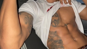EastBoys - Muscle Lucian Reed digs real sex