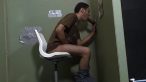 GloryholeAndHandjobs: Huge balls Hot Boi jizzed