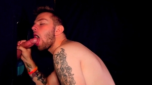 RealMenFuck - Tattooed finds irresistible gagging