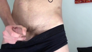 AmateursDoIt: Australian Danny Delvaux toys action